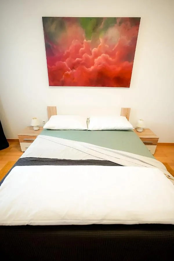Apartment Rondo Pula Lovely And Sunny