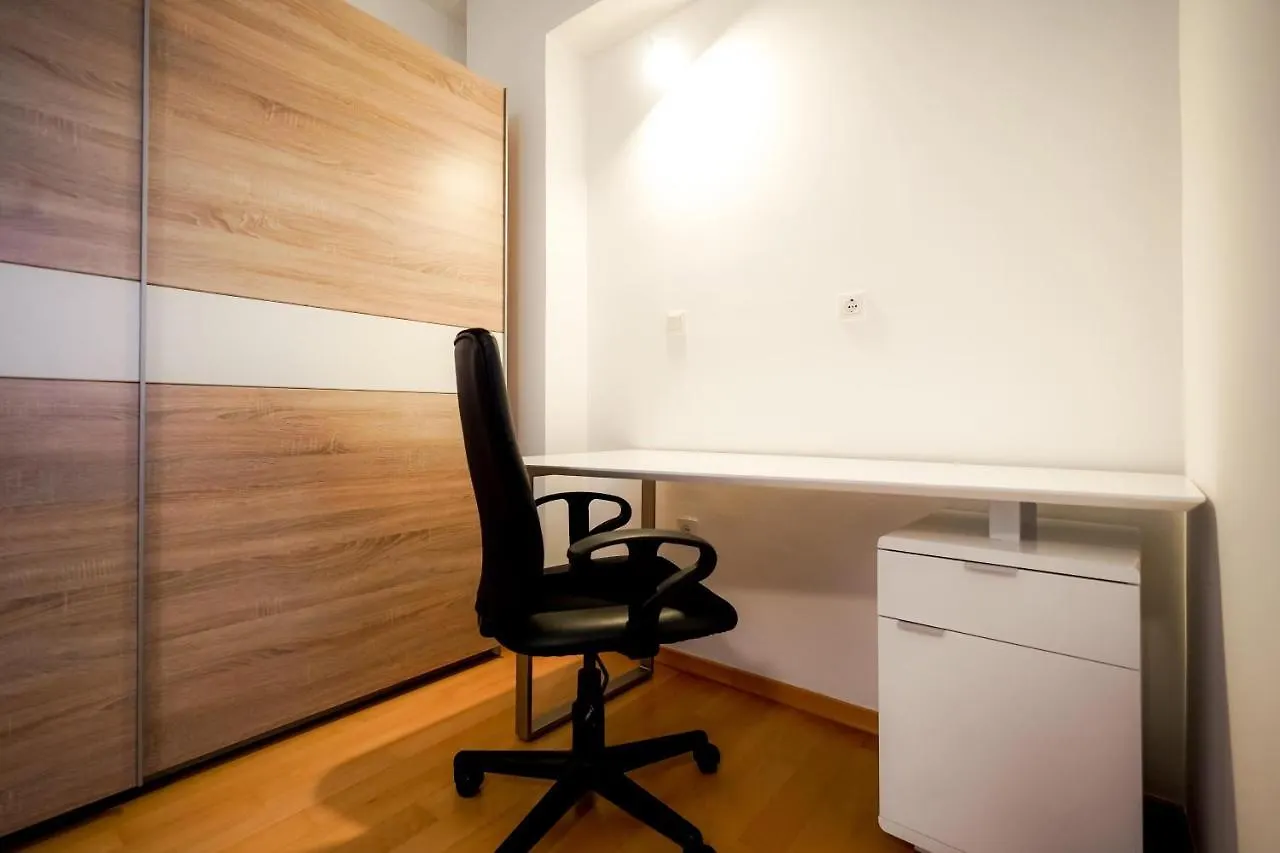 Apartment Rondo Pula Lovely And Sunny
